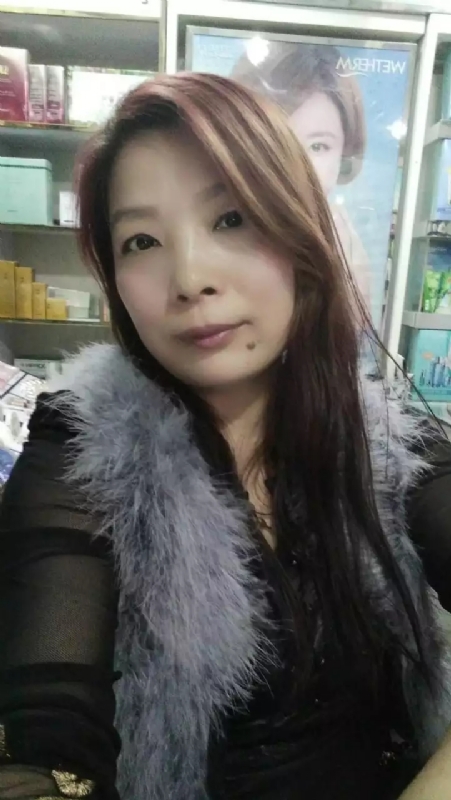 胡静的第一张照片--重庆王婆说媒