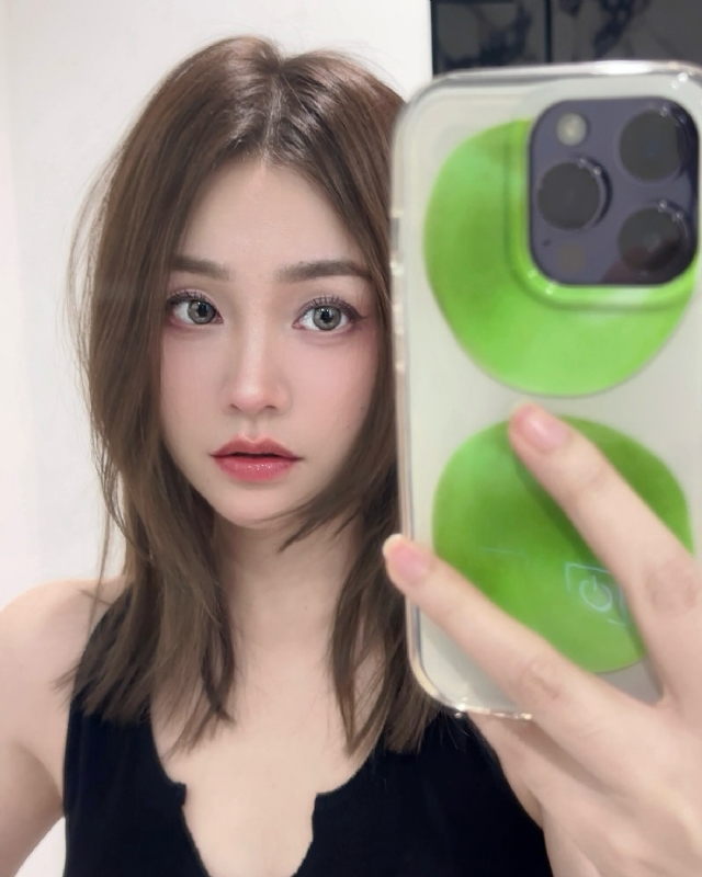 Claire的第一张照片--重庆王婆说媒